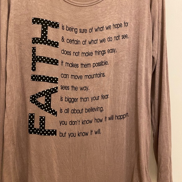 FREE KISSES blouse “FAITH - Picture 2 of 9